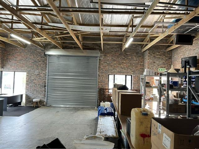 Commercial Property for Sale in Fairview Eastern Cape